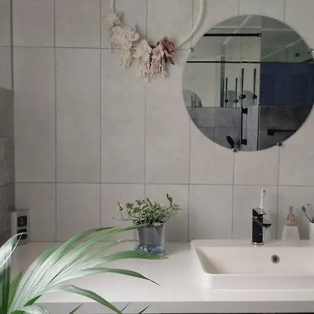 Grand T2 Luxe Classe 4**** - Plein Sud Et Tres Calme Au Lavandou * ル・ラヴァンドゥー