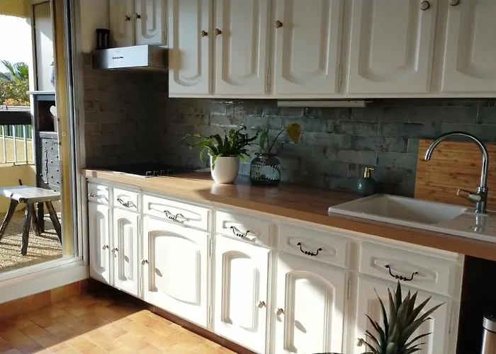 Apartamento Grand T2 Luxe Classé 4**** - Plein Sud Et Très Calme Au Lavandou *