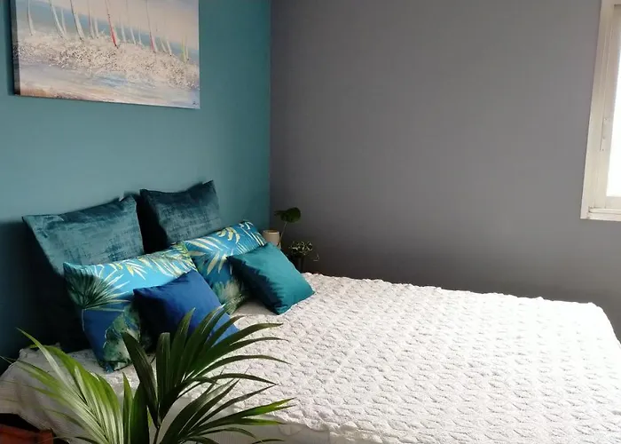 Apartamento Grand T2 Luxe Classé 4**** - Plein Sud Et Très Calme Au Lavandou