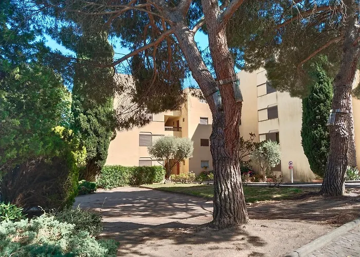 Grand T2 Classe 4 Etoiles - Plein Sud Et Tres Calme Au Lavandou Lägenhet