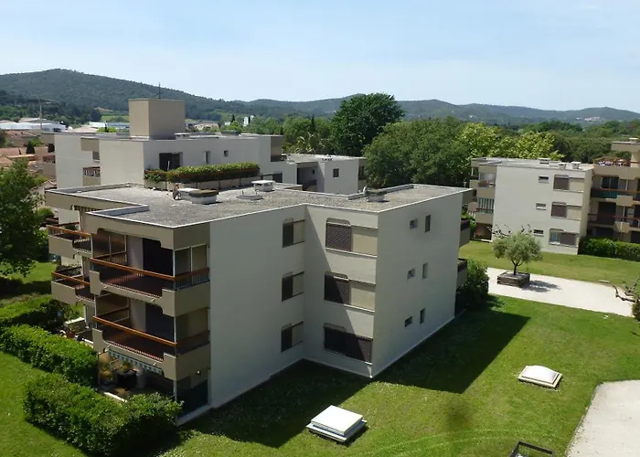 Grand T2 Classe 4 Etoiles - Plein Sud Et Tres Calme Au Lavandou Lägenhet